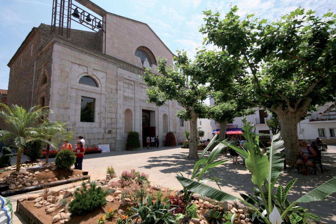 H Bella Mar Roses Hotel Exterior photo