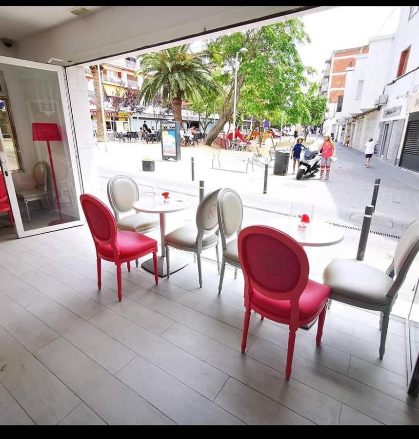 H Bella Mar Roses Hotel Exterior photo